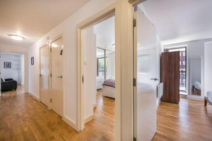 The Camden hub - Modern & large 2BR with balcony - image 7