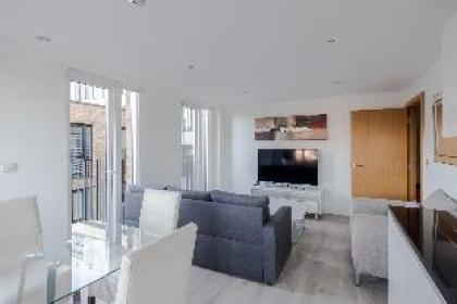 Two BR apt with view in the heart of King's Cross - image 17