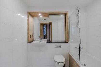 Two BR apt with view in the heart of King's Cross - image 8