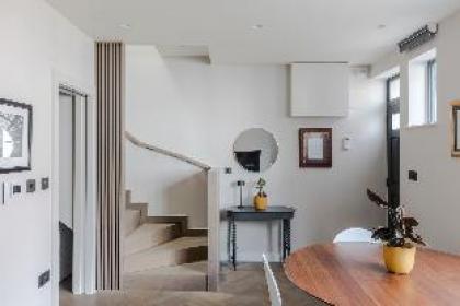 Two Bed House by Regent¿s Park - image 12