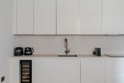 Two Bed House by Regent¿s Park - image 5