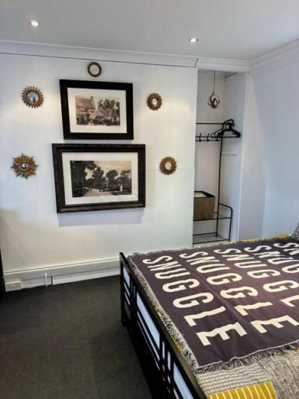 Central London Apartment - Ysabel - image 7