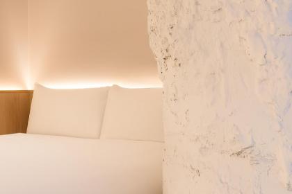 Zedwell Underground Tottenham Court Rd - image 21