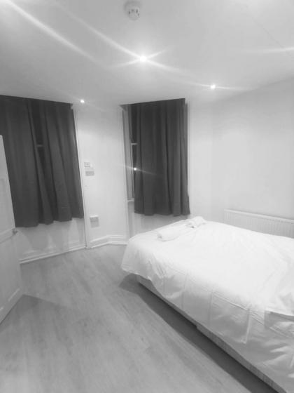 Y2 guest house - image 7