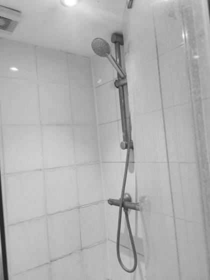 Y2 guest house - image 8