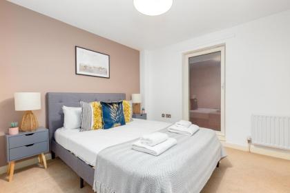 The Hackney Central Apartment - image 20