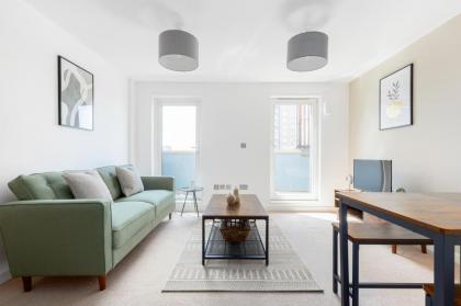 The Hackney Central Apartment - image 9