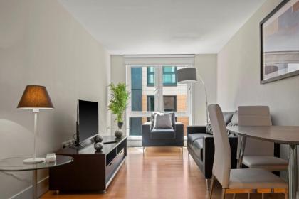 One Bed Serviced Apartment near Blackfriars - image 8