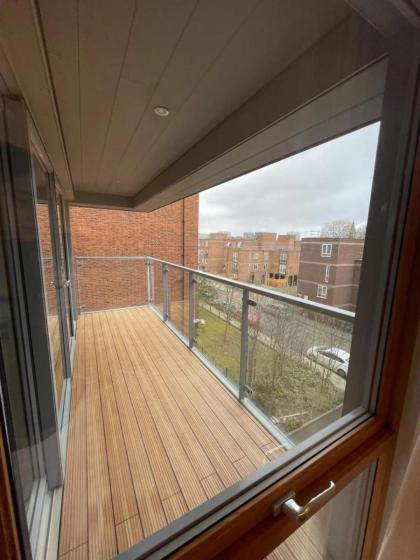 Peaceful 1BD Flat with Balcony - Bethnal Green - image 8