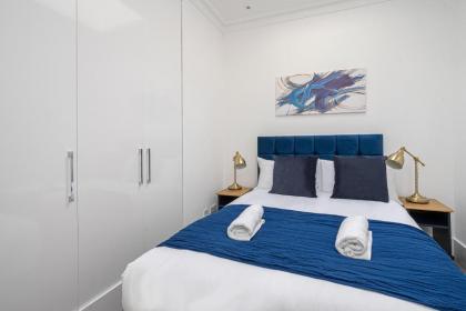 Spacious and Comfy 4 Bedroom House near Oxford Street and marble Arch - image 6