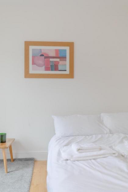 Bright and Spacious 1BD Flat - Camden - image 23