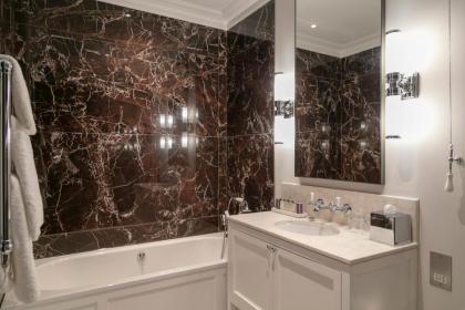 The City of London Club - image 22