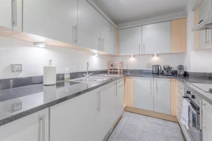 Bright & Cosy 2BD by the Canal! - Limehouse - image 8