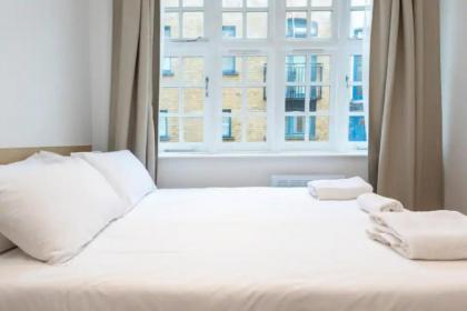 Newly Renovated 1BD Flat - Camden London