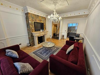 Flat 1 Charles Street London 