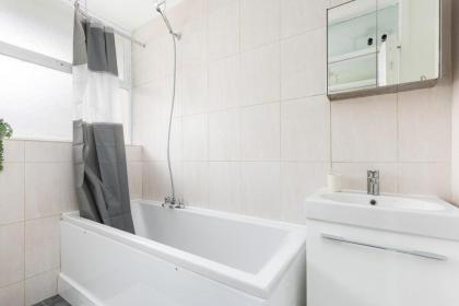 The Pimlico Flats - image 21