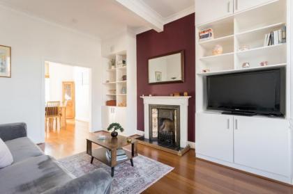 Beautiful Home in Camden with Garden