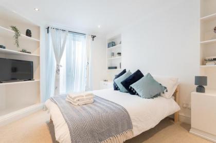 Beautiful Home in Camden with Garden - image 15