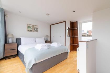 Stylish Kings-Cross Maisonette - image 7