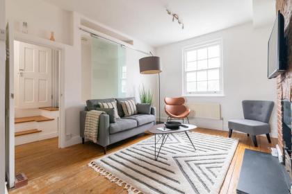 Stylish Kings-Cross Maisonette - image 9