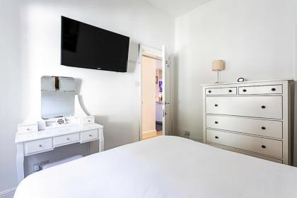 Luxurious Victorian Home - image 23