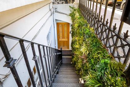 Luxurious Victorian Home - image 29