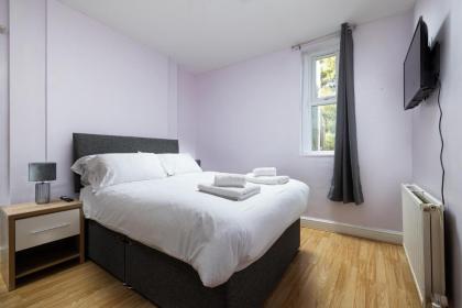 Charmstay Shepherds Bush - image 10