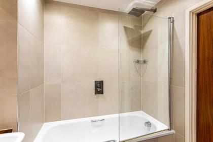 Gorgeous Westminster Flat - image 26