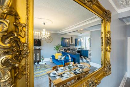 Stylish & Cosy 3bdr In Fulham with roof terrace - image 4