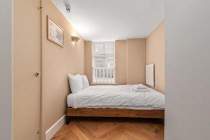 GuestReady - Beige barley near museum - image 12