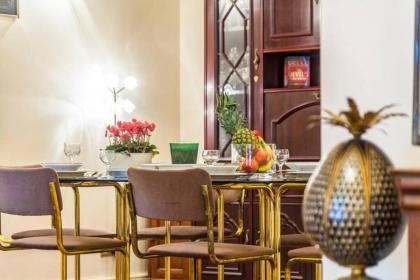 Large 3-Bed Apartment in London Kensington Gardens