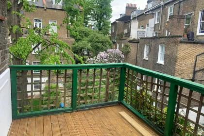 Welcoming 2BD Flat with Balcony - Maida Vale - image 19