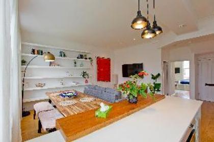 Four Bed Duplex Roof Terrace - image 3