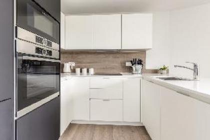The Woodberry Collection - image 11