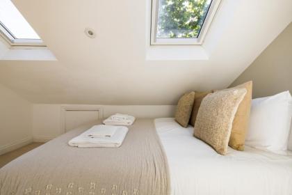 The Stratford Villas - image 21