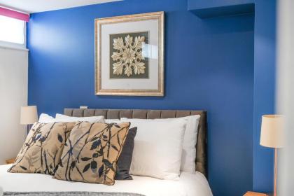 Spacious 2 bedroom Apartment in Camden - image 26