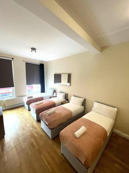 Camden Rooms - image 10