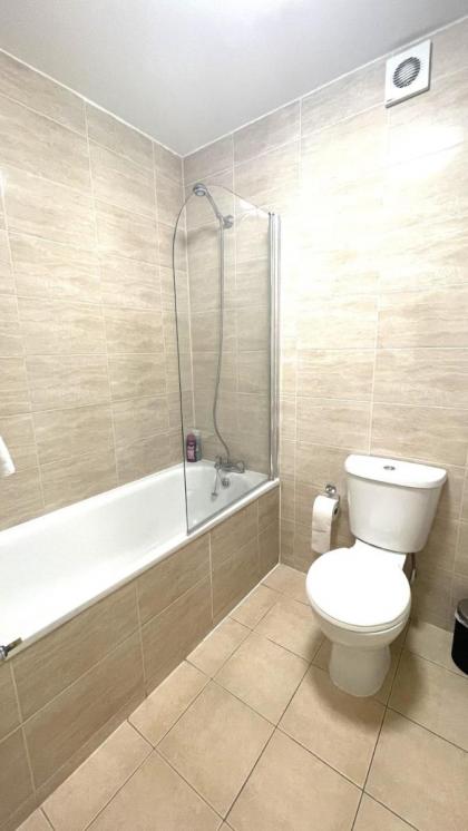 Camden Rooms - image 29