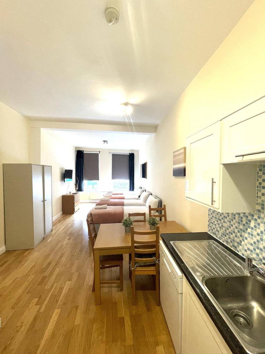 Camden Rooms - image 5