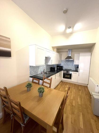 Camden Rooms - image 9