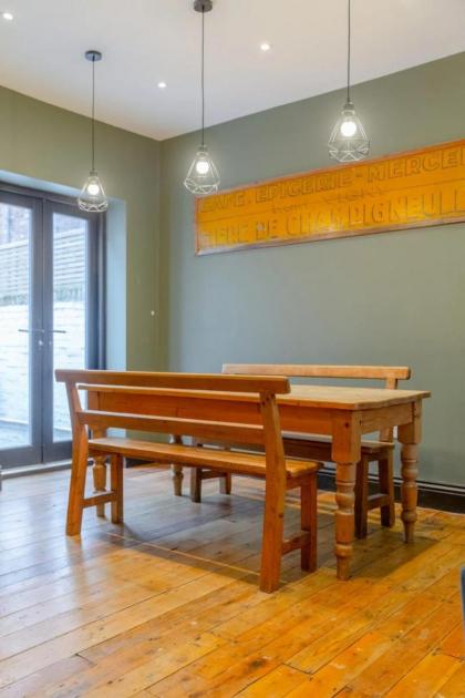 Inviting 4BD with Private Patio - Bethnal Green - image 10