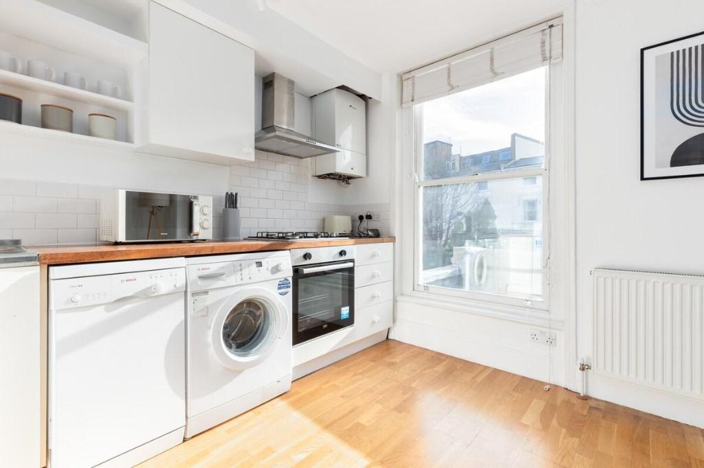 The Belsize Park Collection - image 7