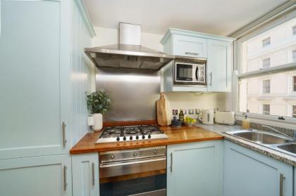 New! Best Location! 1 bedr/ 3beds/Covent Garden - image 11