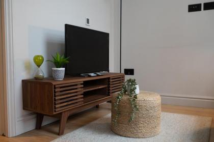 Trendy London Home GS1 - image 10