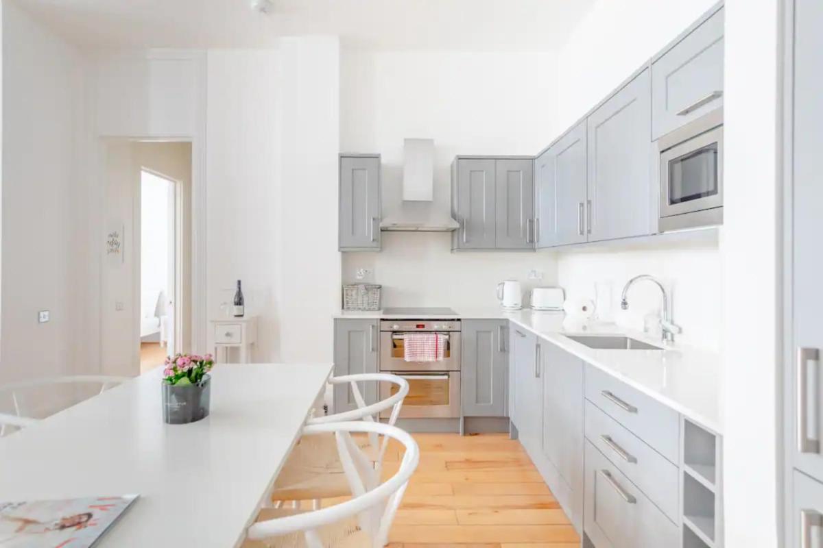 Chic 2BD Flat - 5 Minutes from Marylebone - image 6