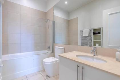 Chic 2BD Flat - 5 Minutes from Marylebone - image 8
