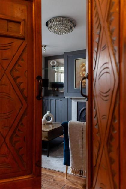The Hammersmith Villa - image 20