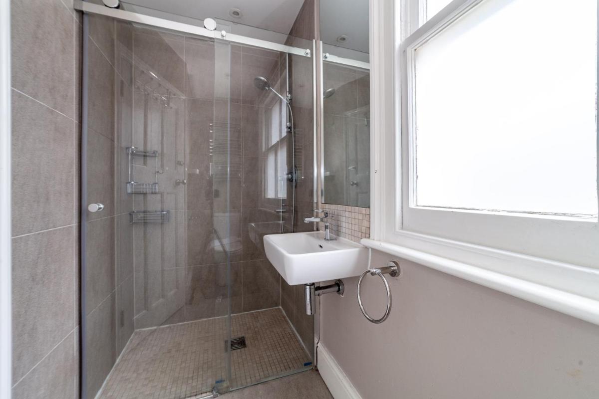 The Hammersmith Villa - image 3
