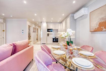 Marble Arch Suite 3-Hosted by Sweetstay - image 22