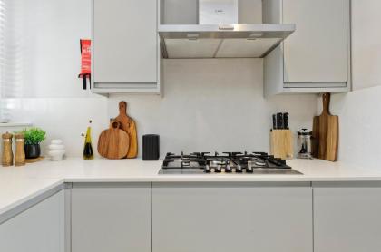 Fabulous three bedroom flat near Marylebone by UnderTheDoormat - image 19